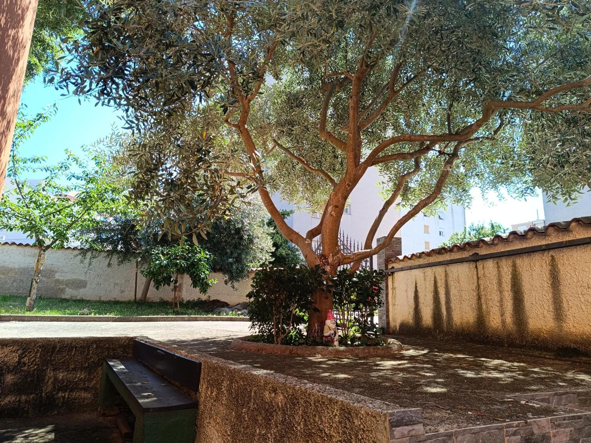 PUY Villa Helena מראה חיצוני תמונה